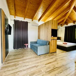 Hotel Adriatik, Vlorë