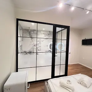3* Aparthotel Serene
